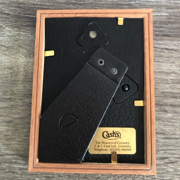 Cash’s Silk Woven Owl Art - Picture 4 of 9